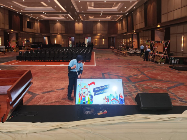 Stage Prompter TV Matador Energi Merah Putih
